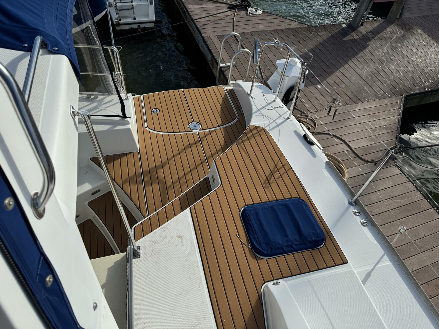 MAKANI 44ft Lagoon Yacht For Sale MAKANI 44ft Lagoon Yacht For Sale