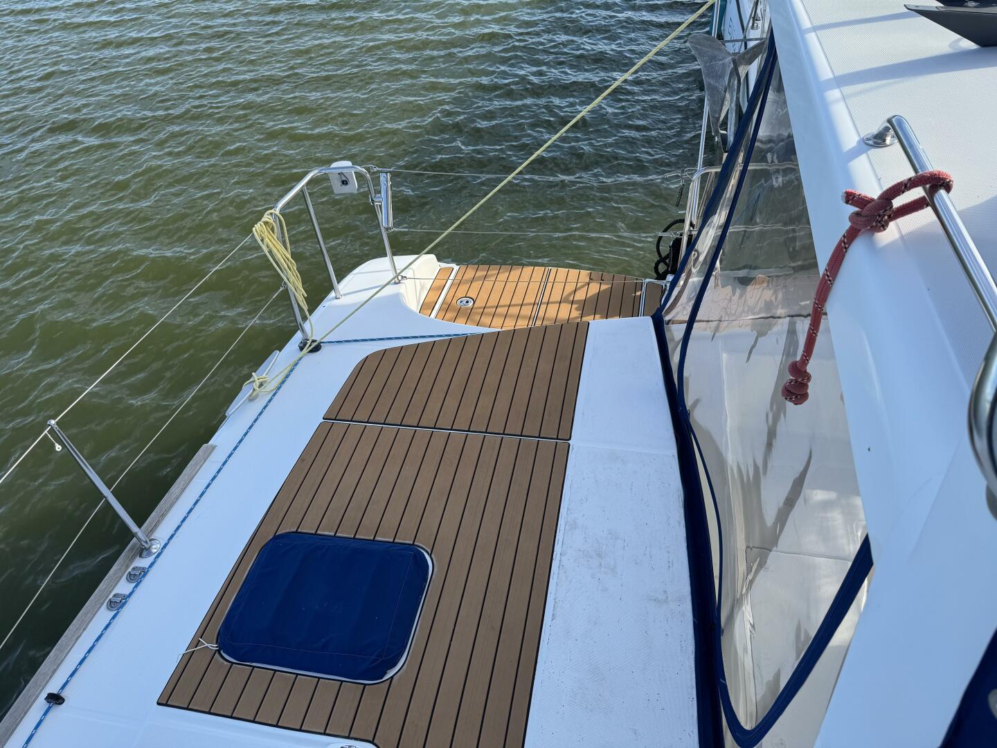 MAKANI 44ft Lagoon Yacht For Sale MAKANI 44ft Lagoon Yacht For Sale