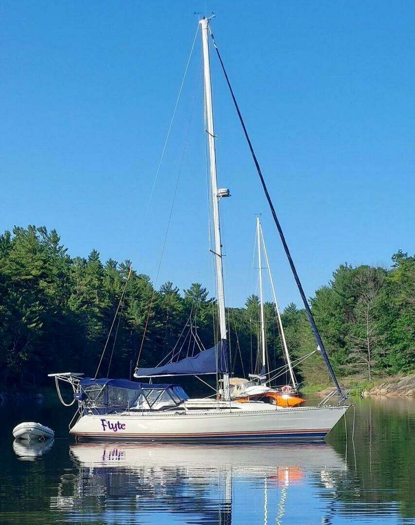 FLYTE 39ft C amp C Yacht For Sale FLYTE 39ft C amp C Yacht For Sale
