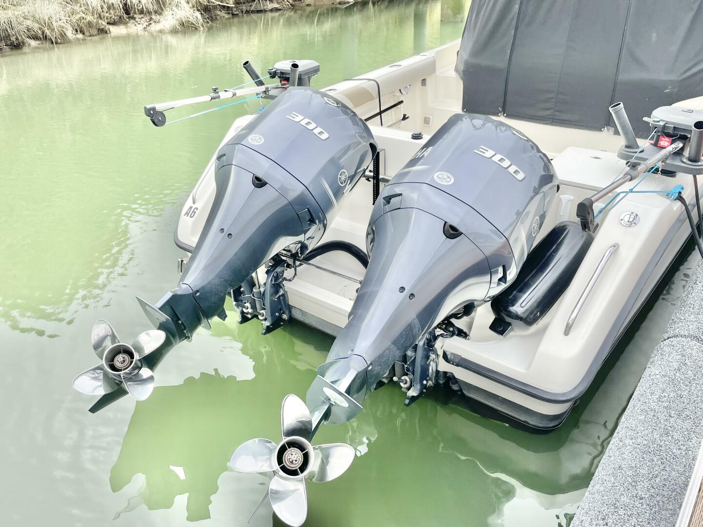 28ft Pursuit Yacht For Sale 28ft Pursuit Yacht For Sale