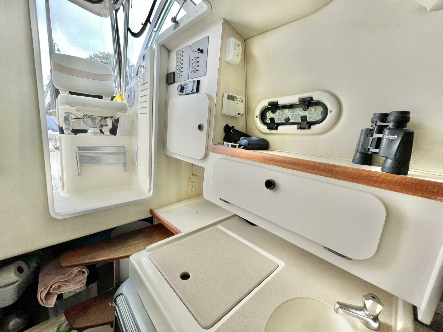 28ft Pursuit Yacht For Sale 28ft Pursuit Yacht For Sale