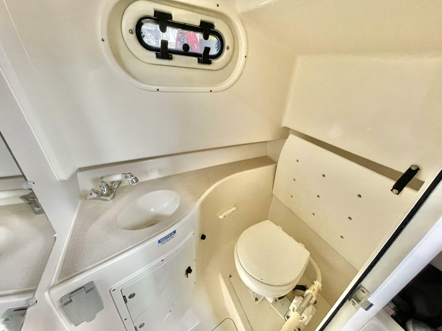 28ft Pursuit Yacht For Sale 28ft Pursuit Yacht For Sale