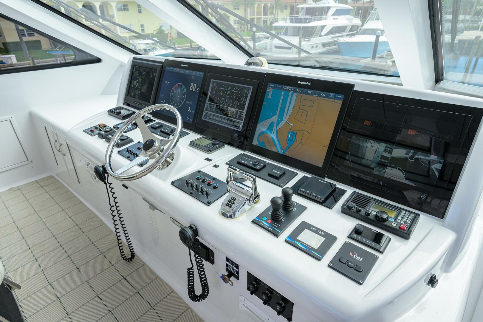 SAPPHIRE 72ft Hatteras Yacht For Sale SAPPHIRE 72ft Hatteras Yacht For Sale