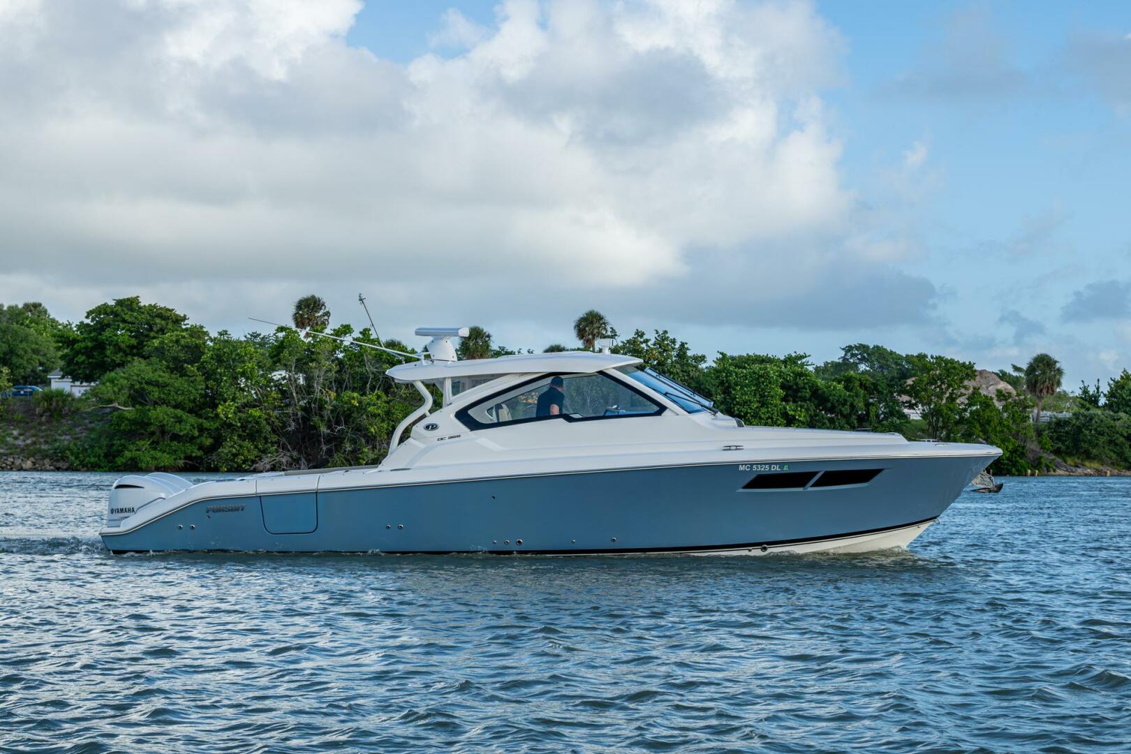 36ft Pursuit Yacht For Sale 36ft Pursuit Yacht For Sale