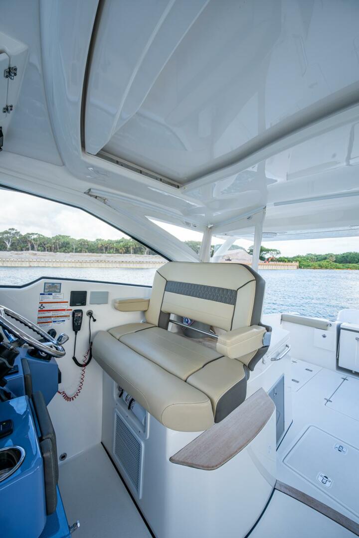 36ft Pursuit Yacht For Sale 36ft Pursuit Yacht For Sale