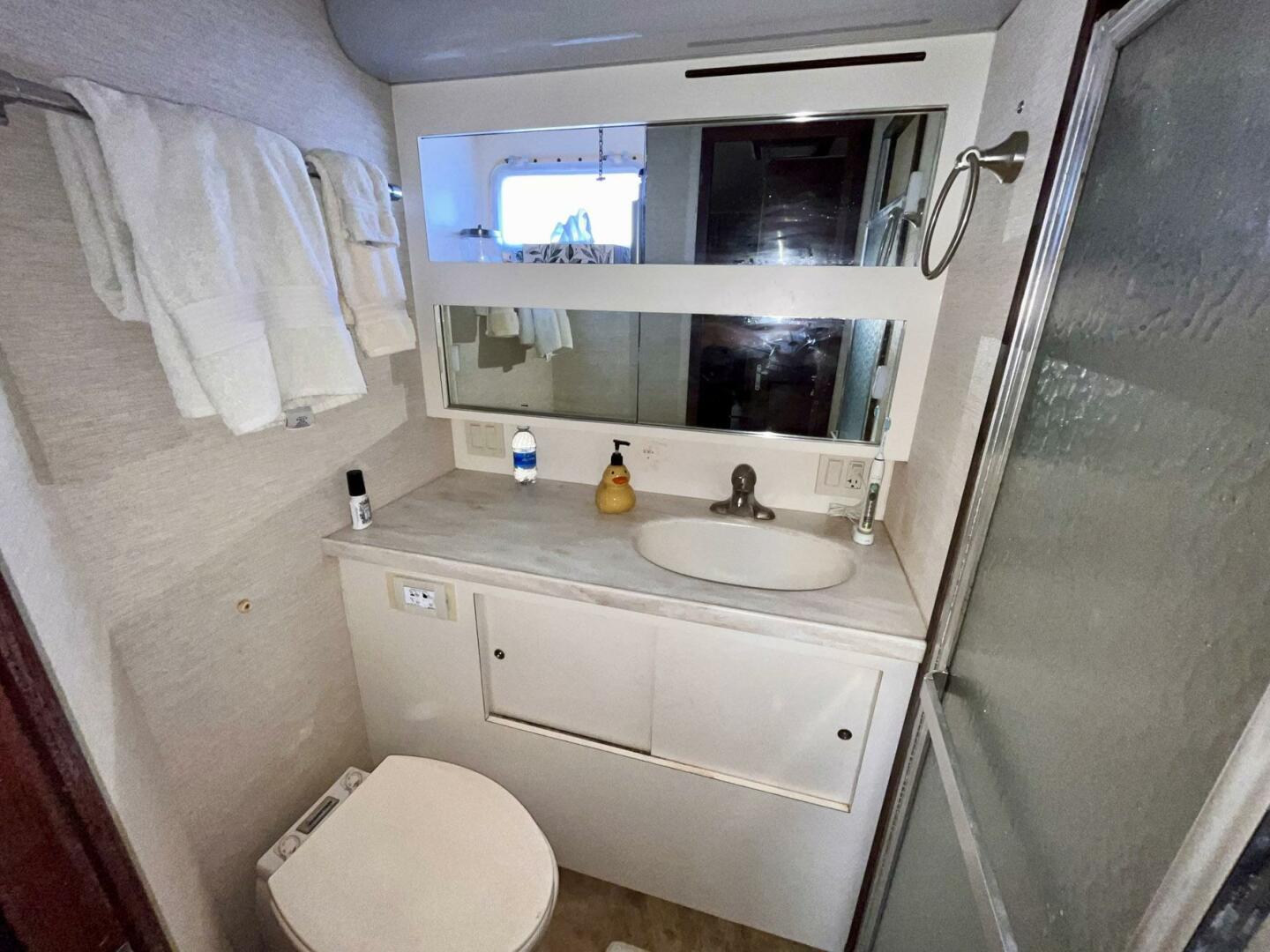 Rubber Ducky 48ft Hatteras Yacht For Sale Rubber Ducky 48ft Hatteras Yacht For Sale