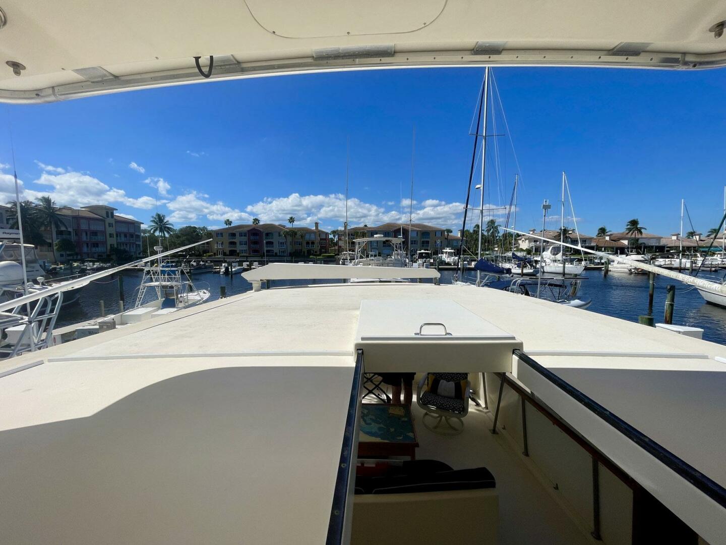 Rubber Ducky 48ft Hatteras Yacht For Sale Rubber Ducky 48ft Hatteras Yacht For Sale