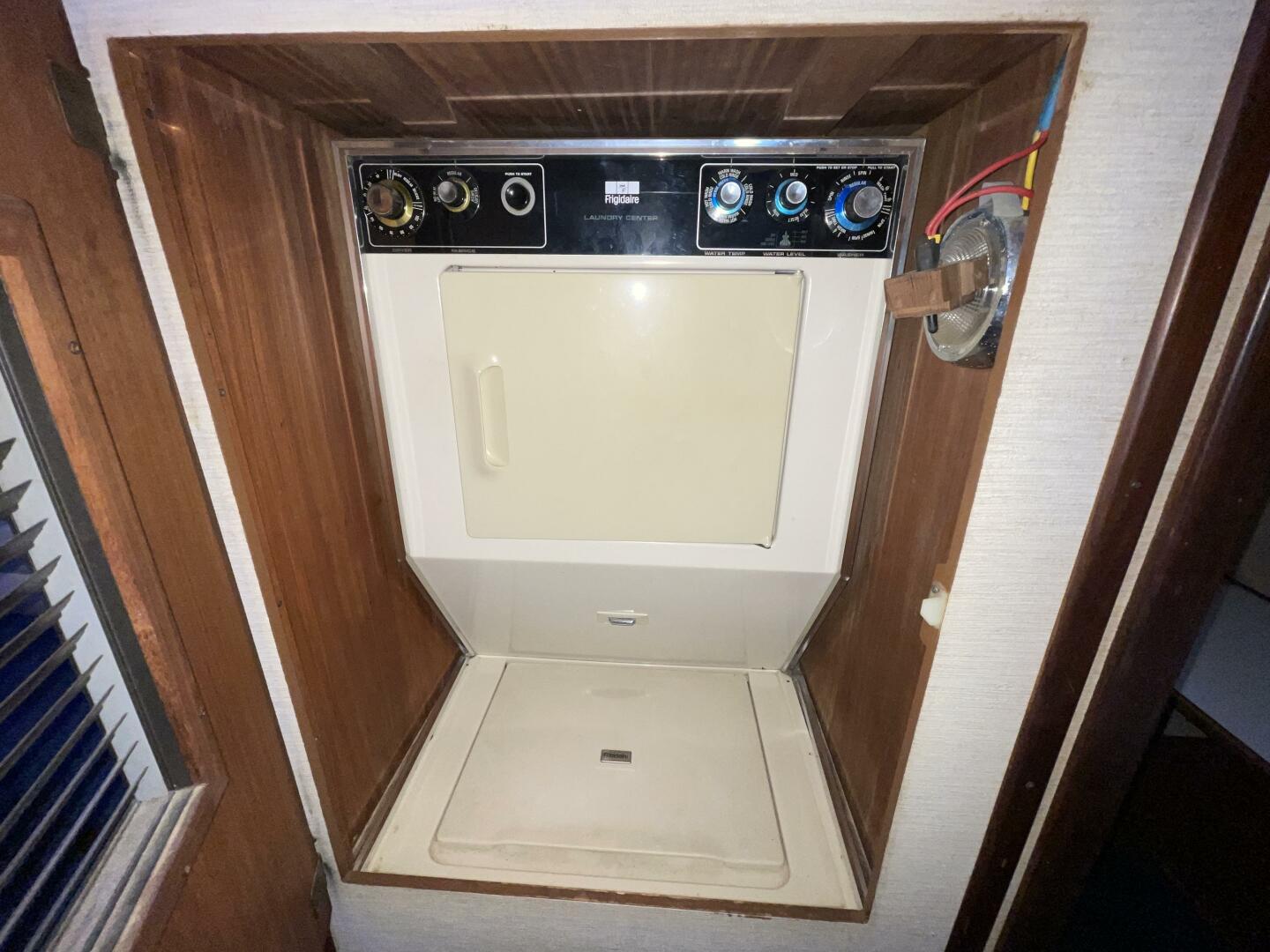 Rubber Ducky 48ft Hatteras Yacht For Sale Rubber Ducky 48ft Hatteras Yacht For Sale