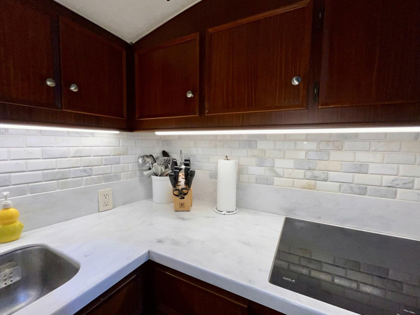 Rubber Ducky 48ft Hatteras Yacht For Sale Rubber Ducky 48ft Hatteras Yacht For Sale