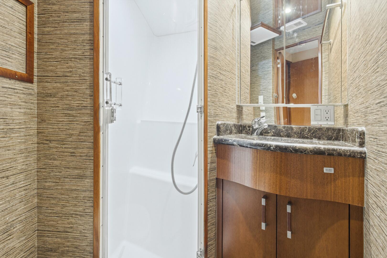 Blacksmith 60ft Hatteras Yacht For Sale