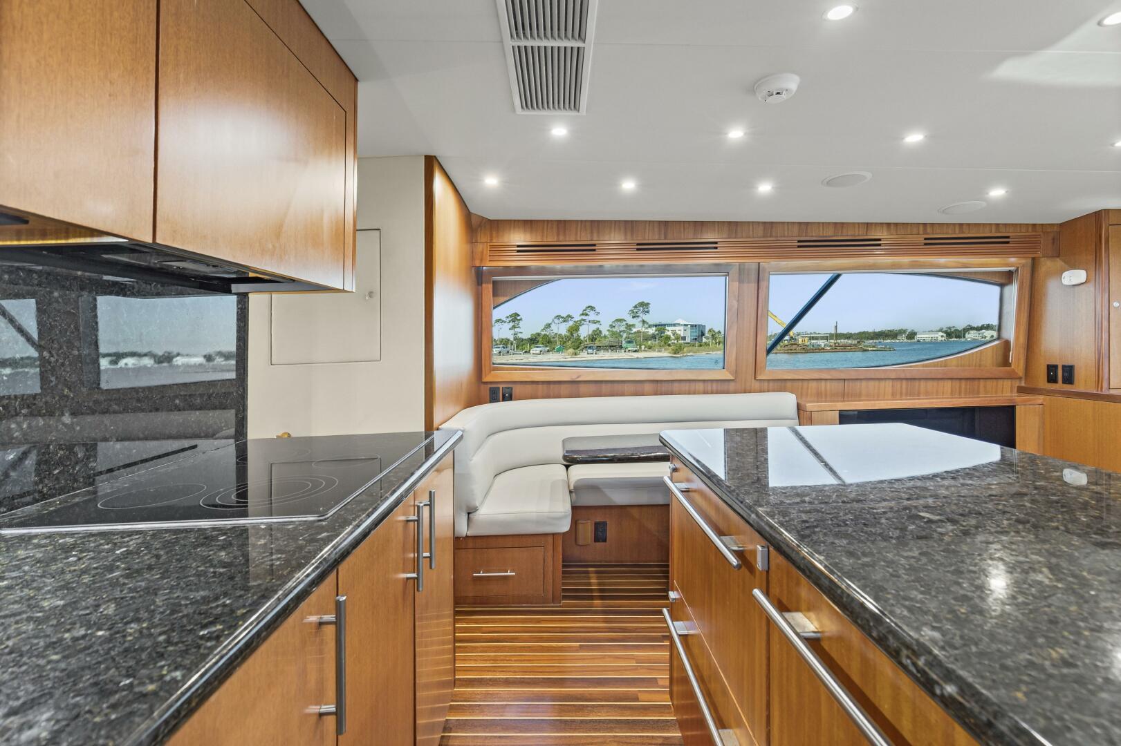 Blacksmith 60ft Hatteras Yacht For Sale