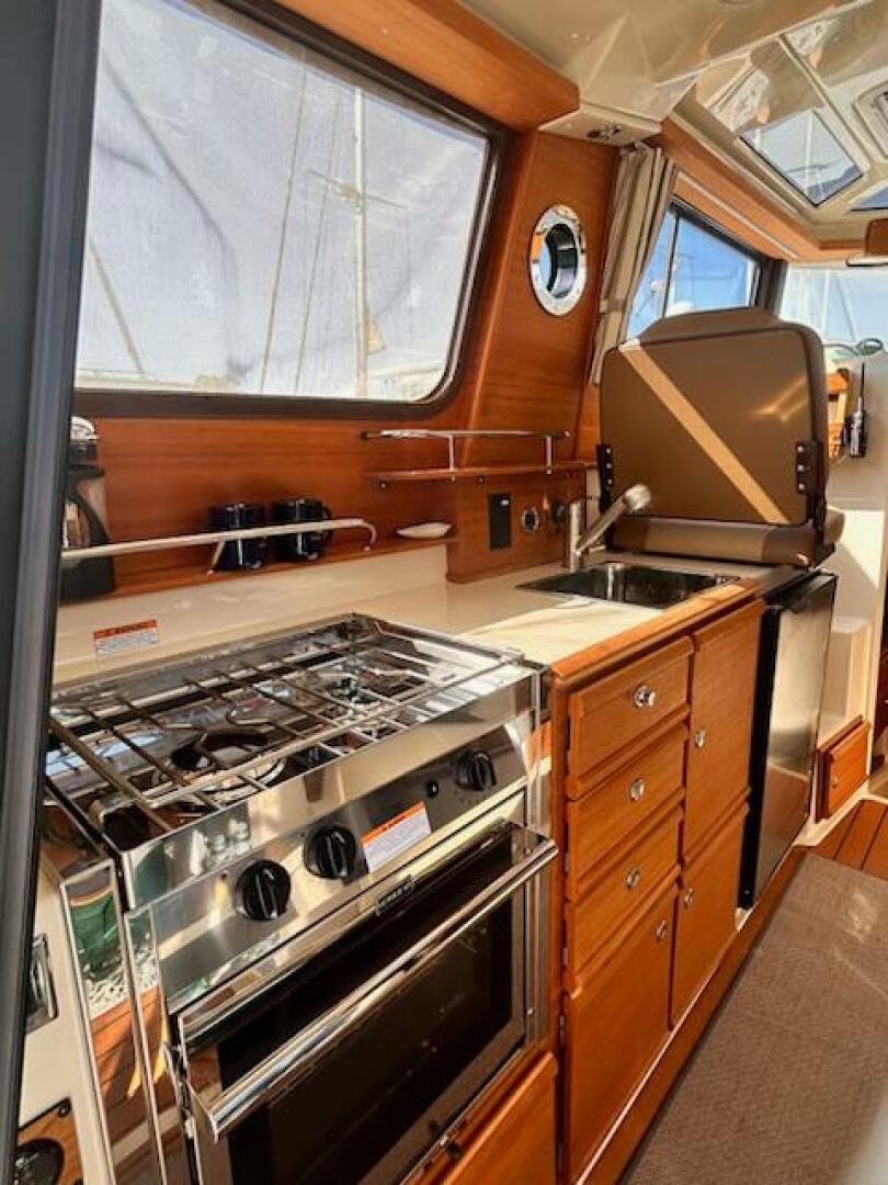 Sea Glass II 22ft Ranger Tugs Yacht For Sale