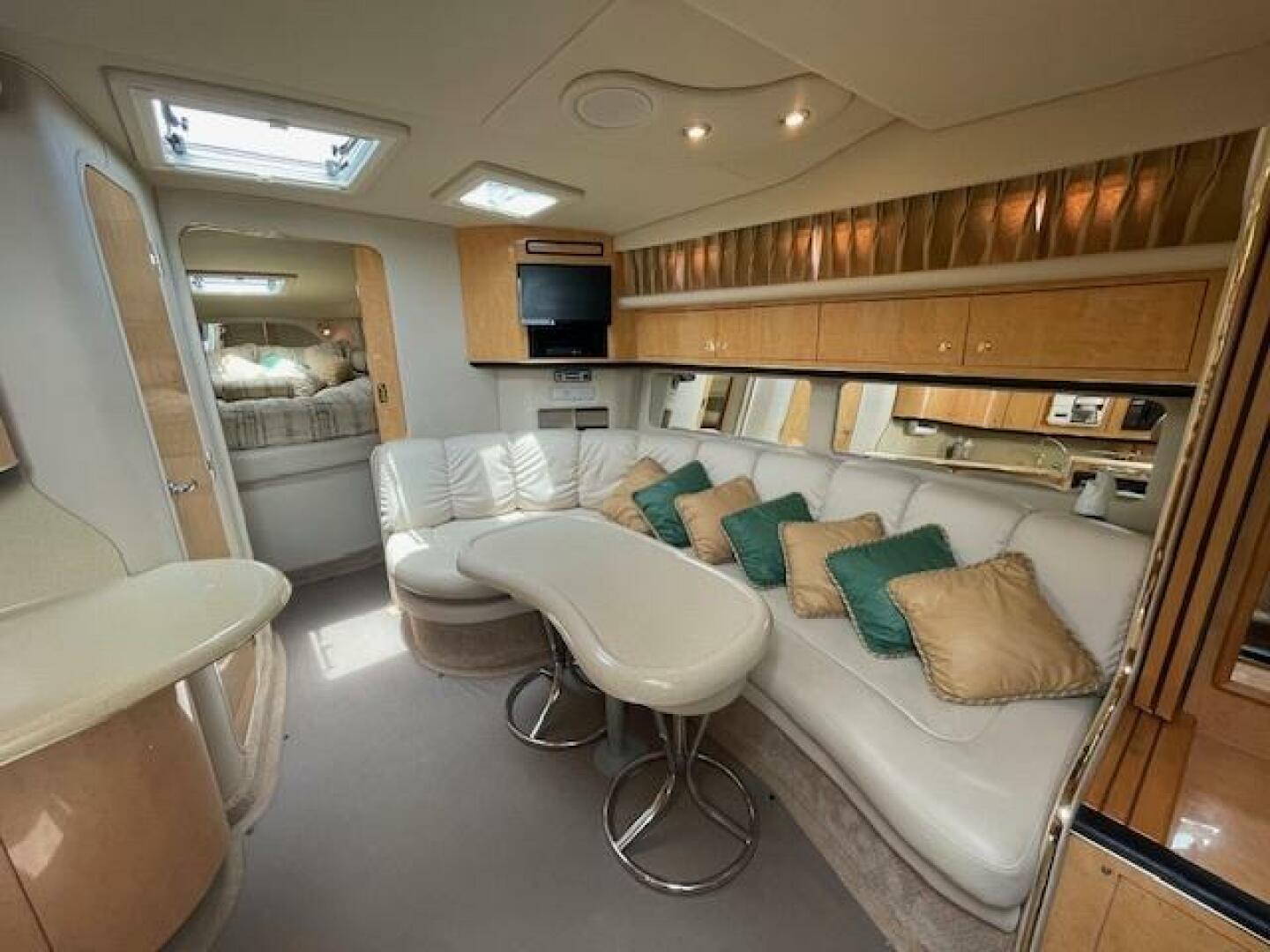 Jackarita 37ft Sea Ray Yacht For Sale Jackarita 37ft Sea Ray Yacht For Sale