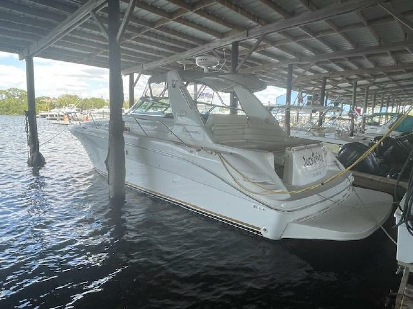 Jackarita 37ft Sea Ray Yacht For Sale Jackarita 37ft Sea Ray Yacht For Sale