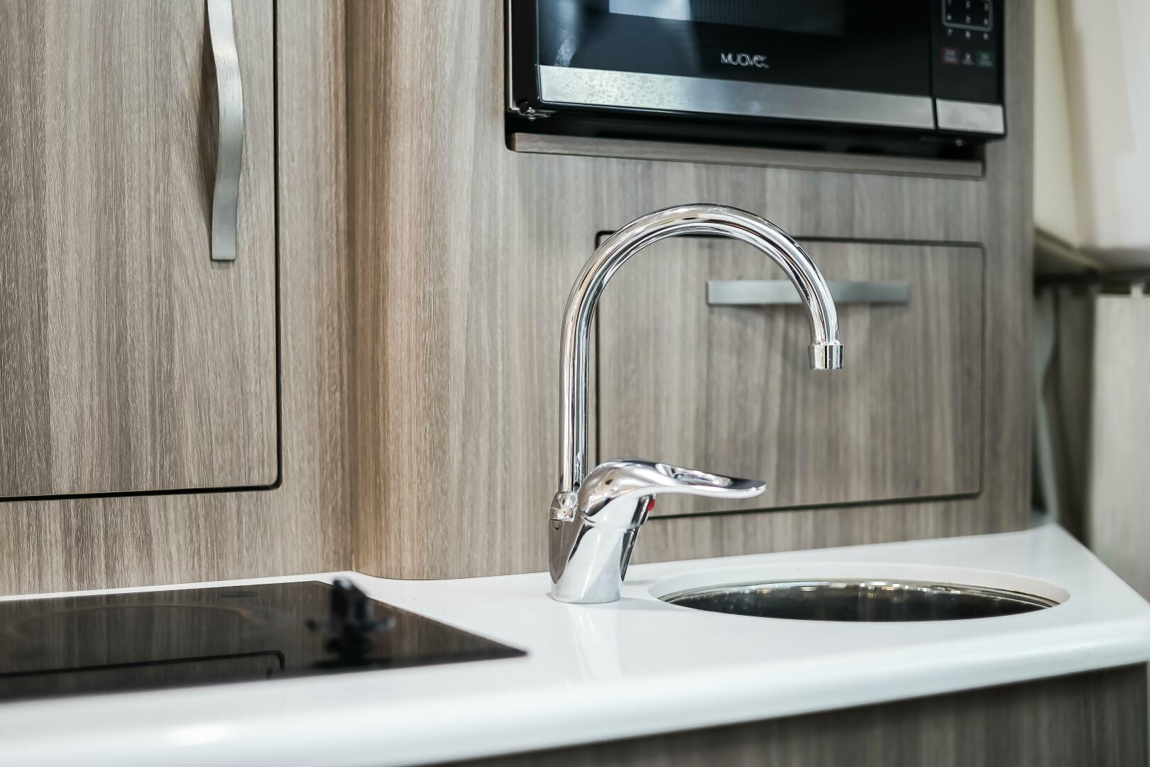 Tarini 28ft Regal Yacht For Sale Tarini 28ft Regal Yacht For Sale