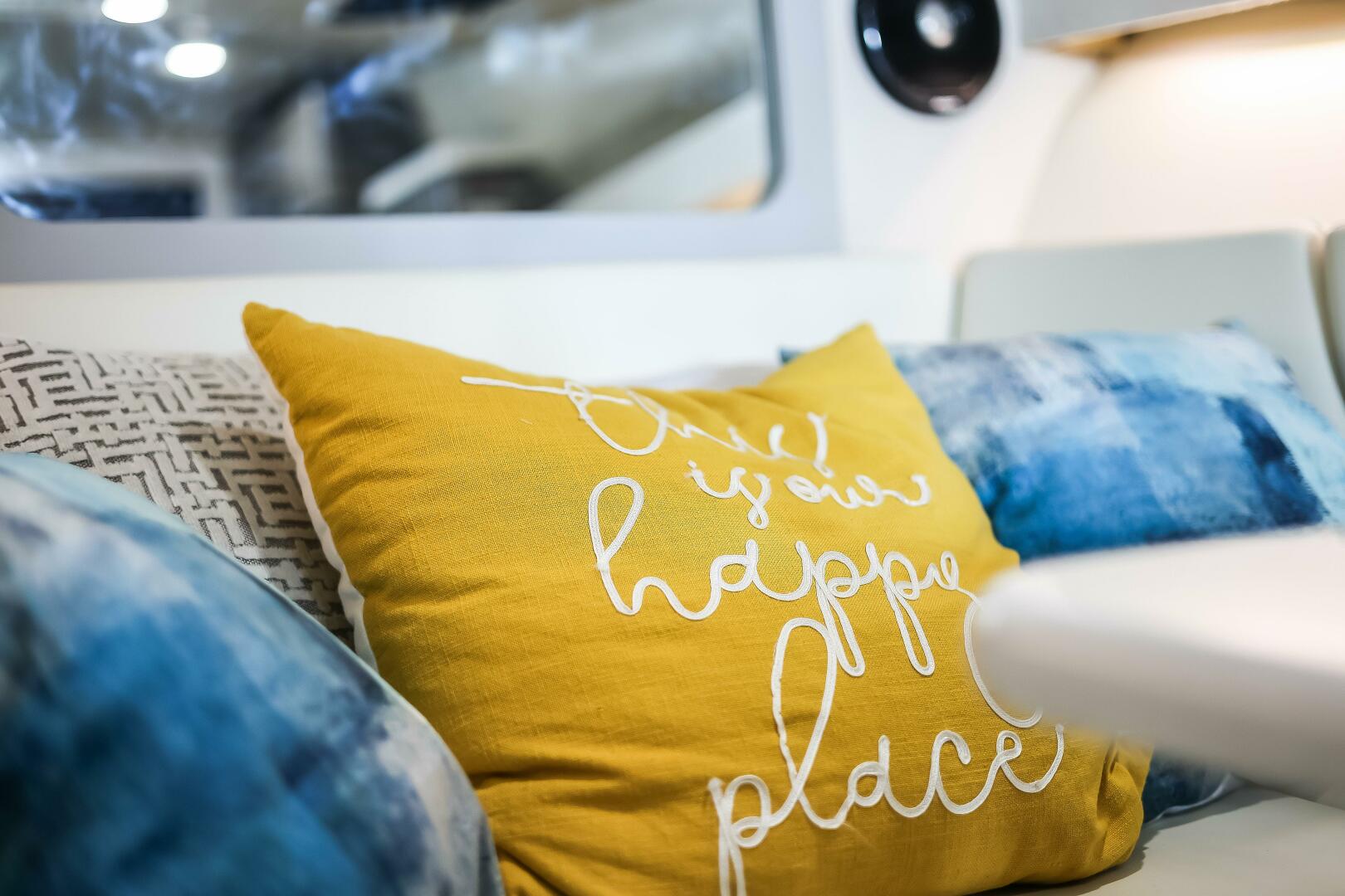 Tarini 28ft Regal Yacht For Sale Tarini 28ft Regal Yacht For Sale