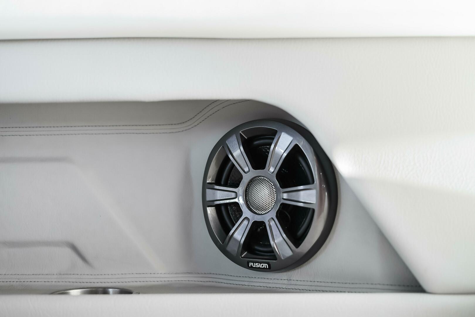 Tarini 28ft Regal Yacht For Sale Tarini 28ft Regal Yacht For Sale