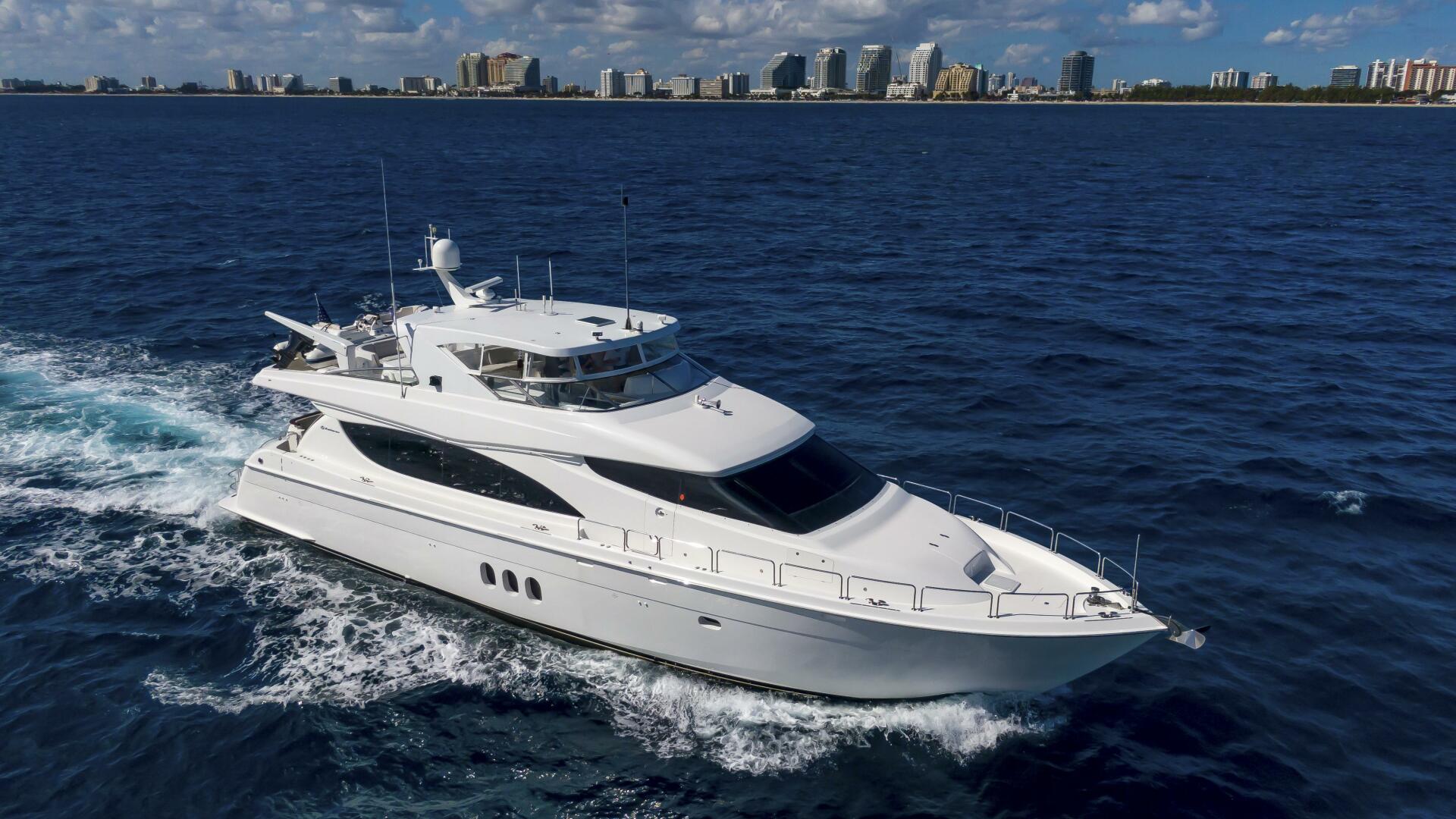 GALLOPIN Hatteras Yacht for Sale