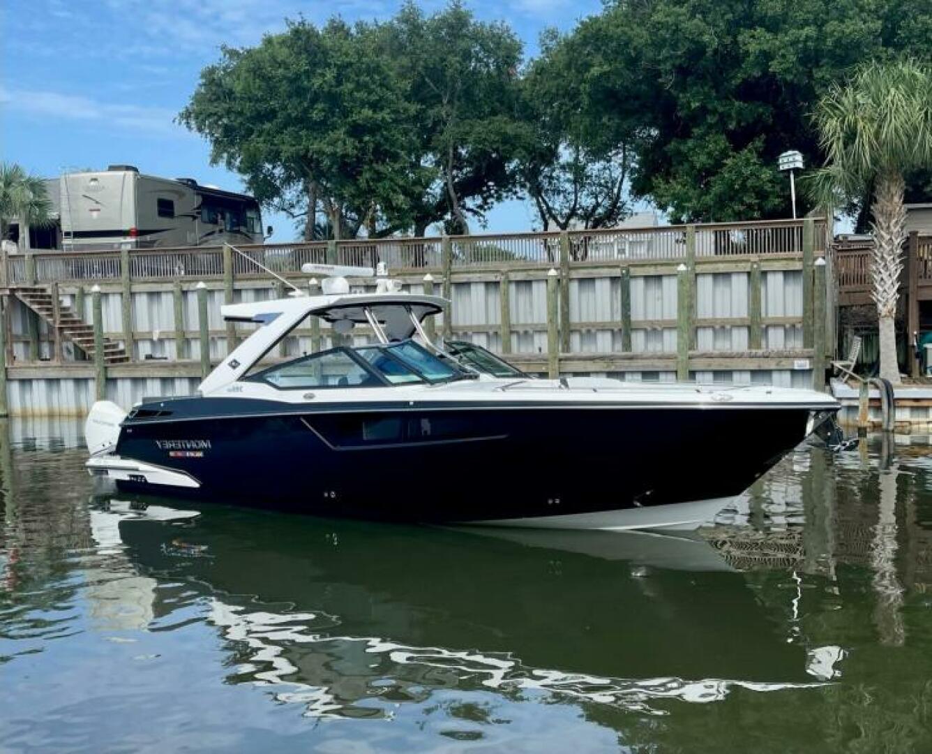 Mia Victoria 38ft Monterey Yacht For Sale