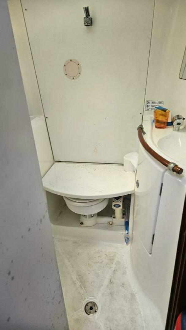 Veronica 39ft Beneteau Yacht For Sale Veronica 39ft Beneteau Yacht For Sale