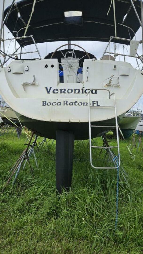 Veronica 39ft Beneteau Yacht For Sale Veronica 39ft Beneteau Yacht For Sale