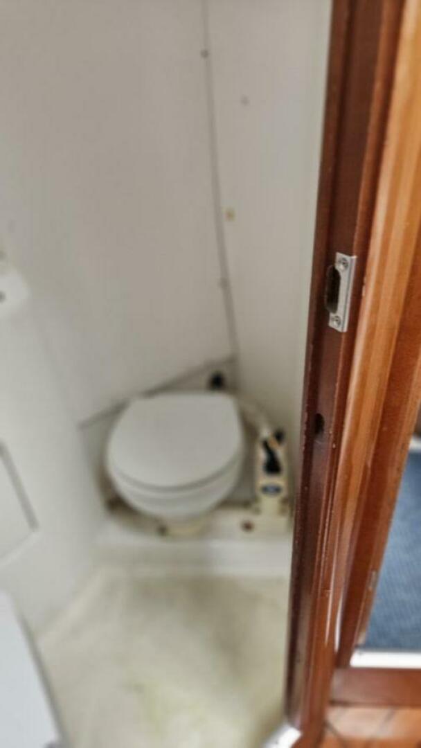 Veronica 39ft Beneteau Yacht For Sale Veronica 39ft Beneteau Yacht For Sale