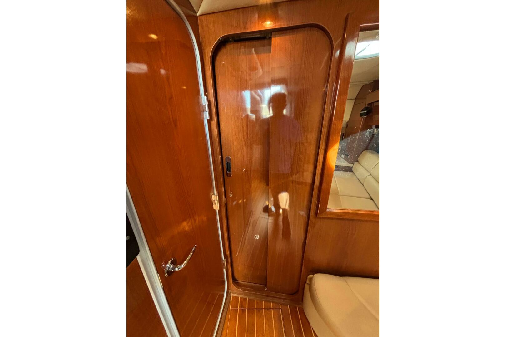 Krazy Girl 37ft Regal Yacht For Sale