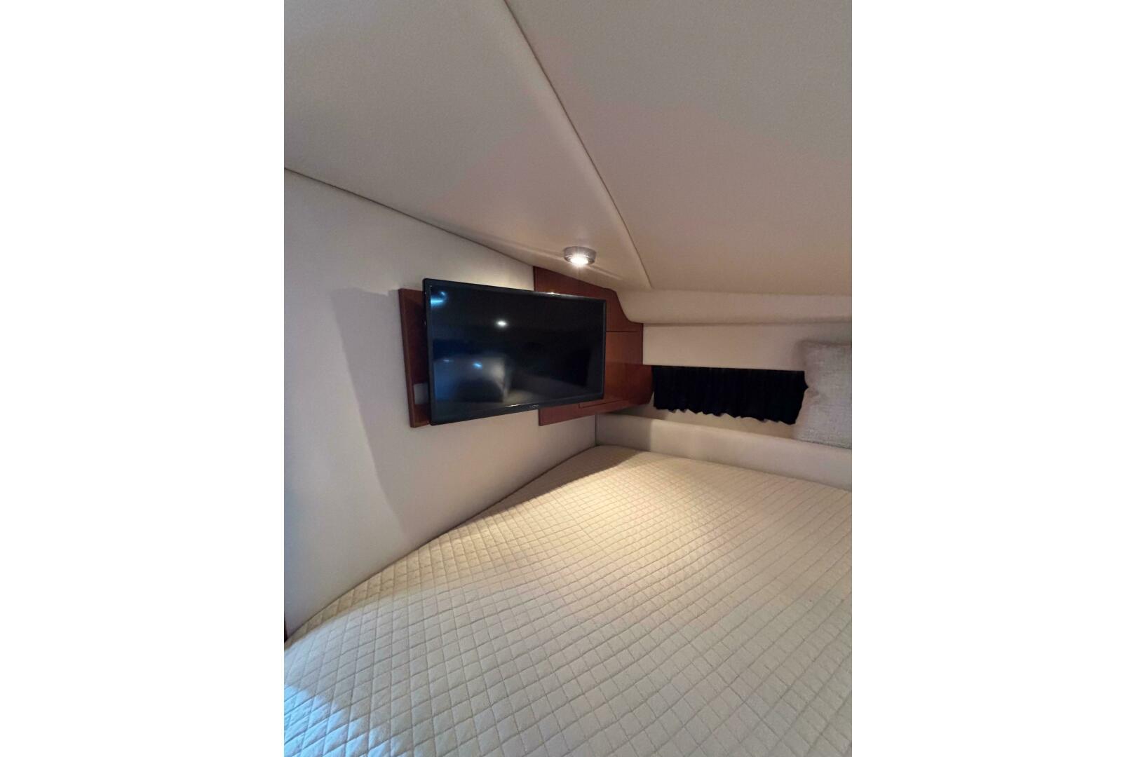 Krazy Girl 37ft Regal Yacht For Sale