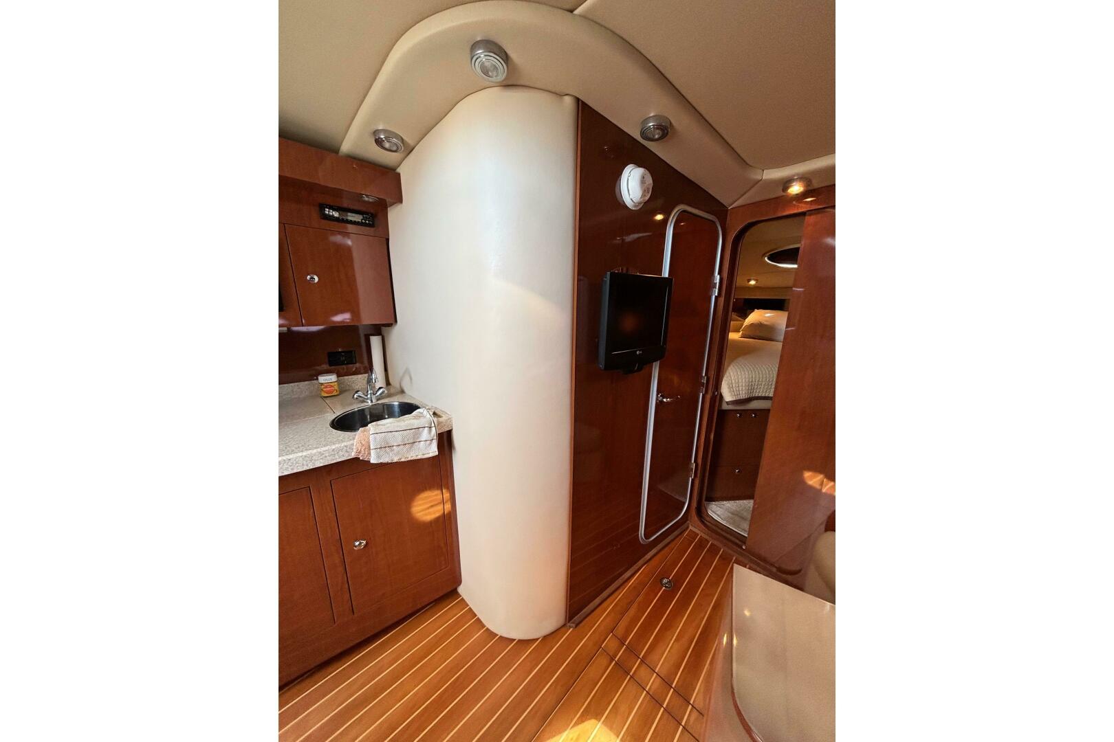 Krazy Girl 37ft Regal Yacht For Sale