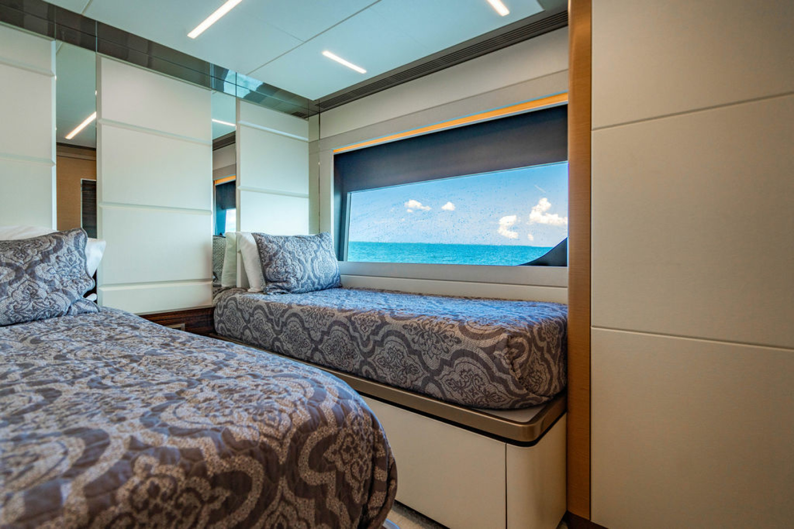 Ocean Alexander 84R - Photo 36