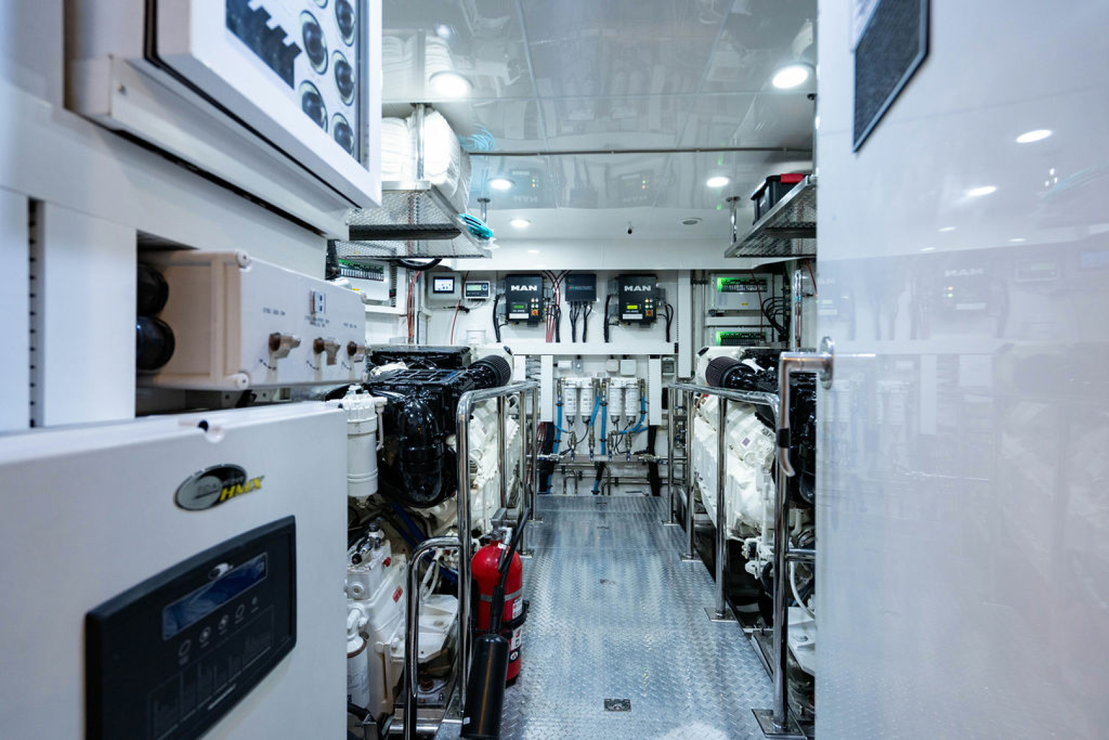Ocean Alexander 84R - Photo 68