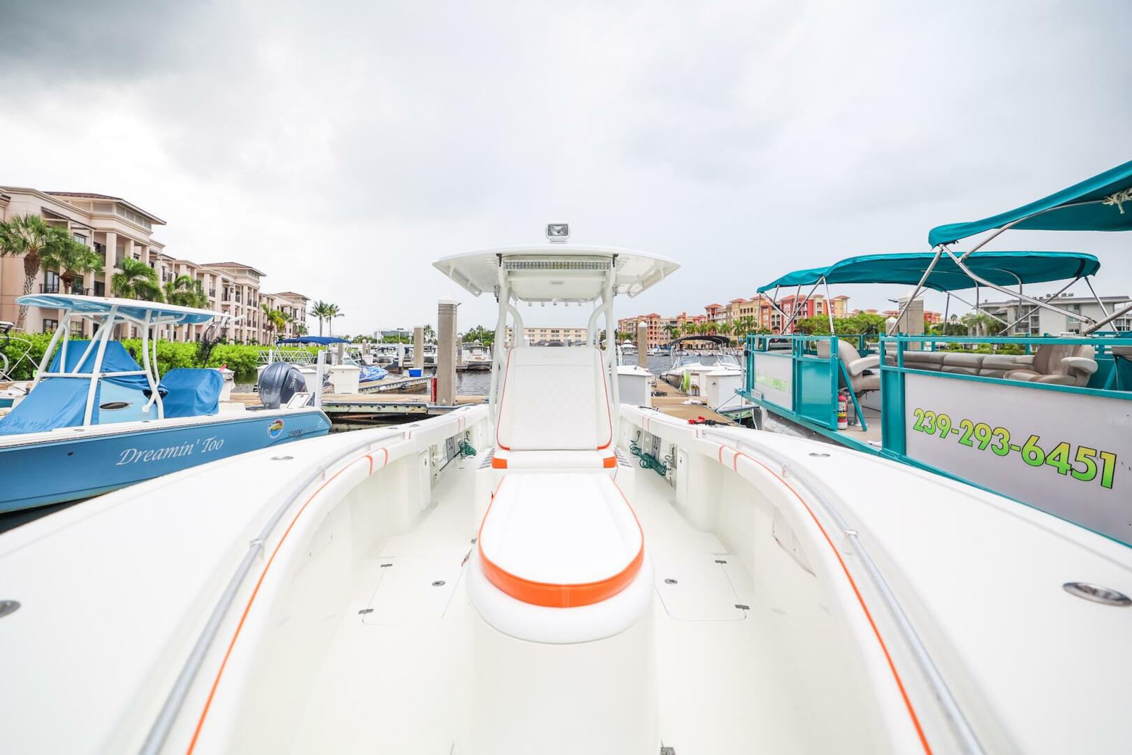 STILL DREAMIN 32ft Yellowfin Yacht For Sale STILL DREAMIN 32ft Yellowfin Yacht For Sale