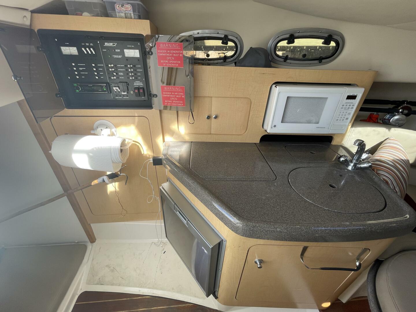 Mad Fish 28ft Boston Whaler Yacht For Sale Mad Fish 28ft Boston Whaler Yacht For Sale