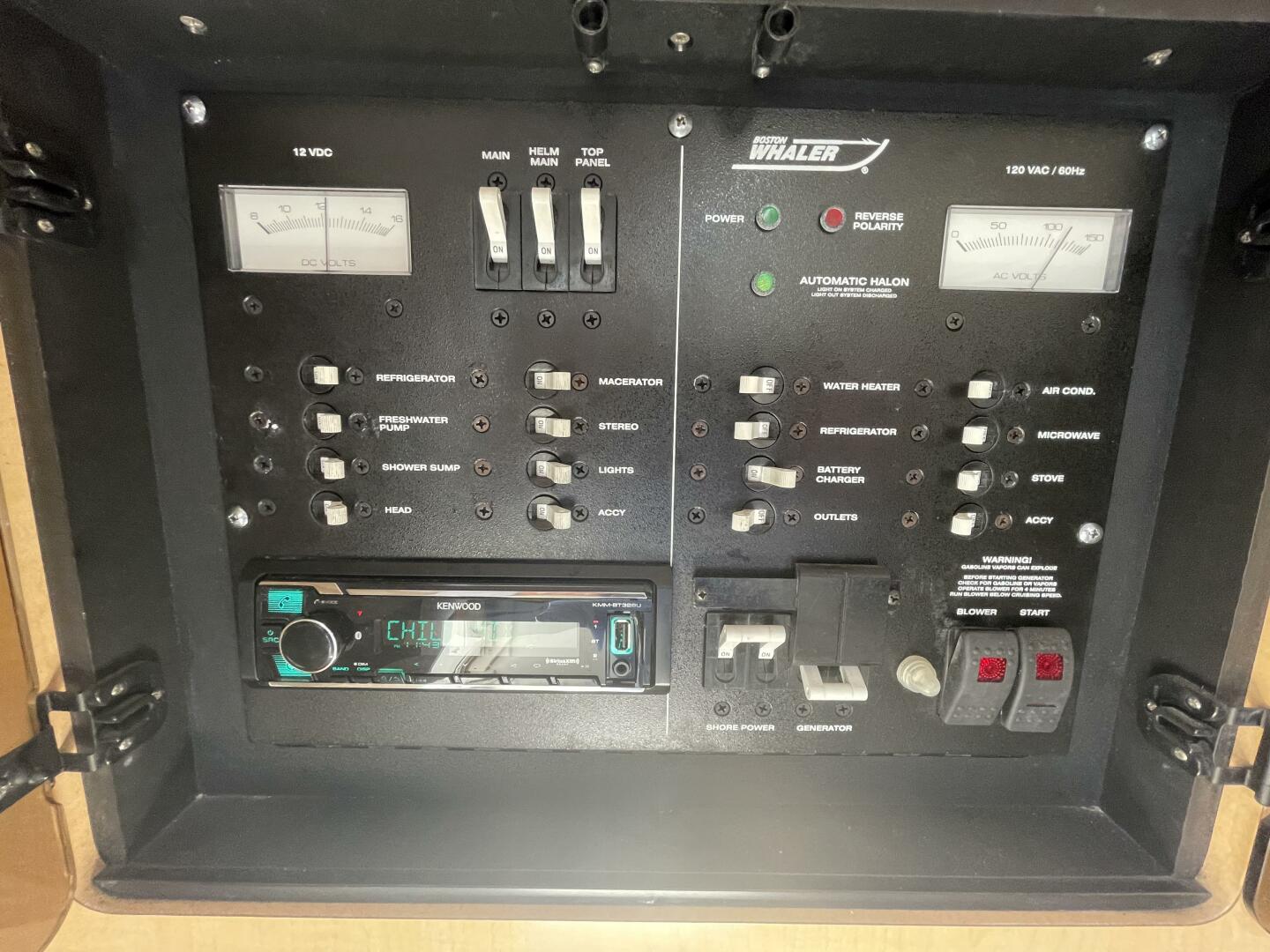 Mad Fish 28ft Boston Whaler Yacht For Sale Mad Fish 28ft Boston Whaler Yacht For Sale