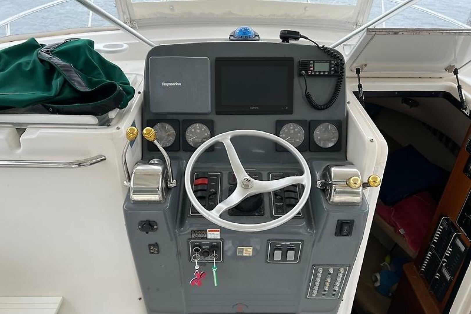 The  ldquo O rdquo  Klub 30ft Pursuit Yacht For Sale