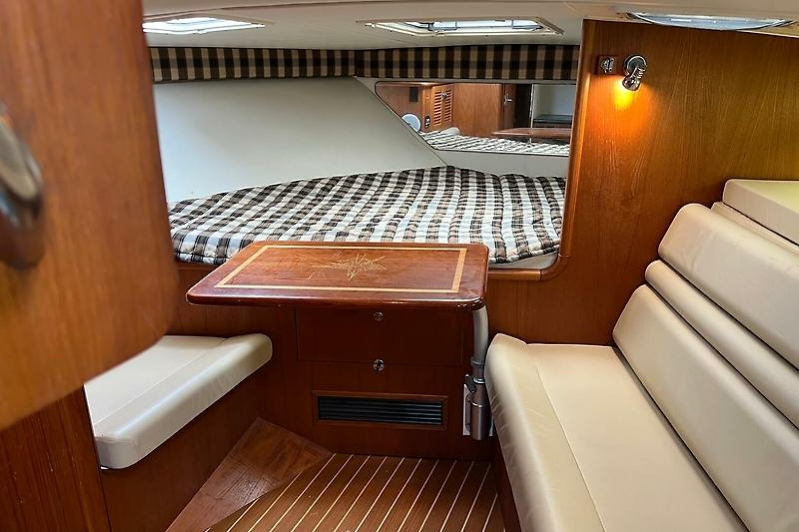 The  ldquo O rdquo  Klub 30ft Pursuit Yacht For Sale