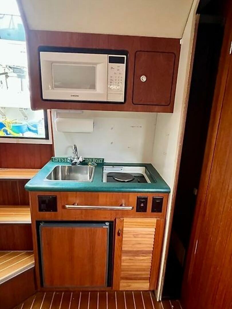 The  ldquo O rdquo  Klub 30ft Pursuit Yacht For Sale