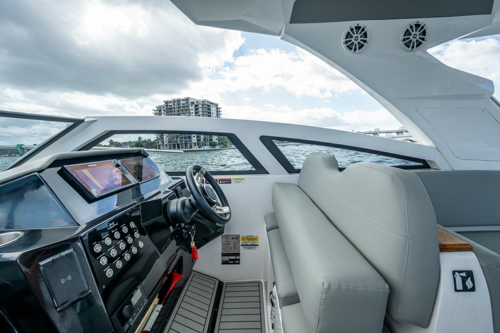 XURU 34ft NX Boats Yacht For Sale XURU 34ft NX Boats Yacht For Sale