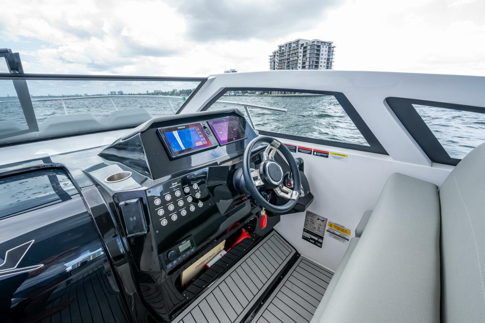 XURU 34ft NX Boats Yacht For Sale XURU 34ft NX Boats Yacht For Sale