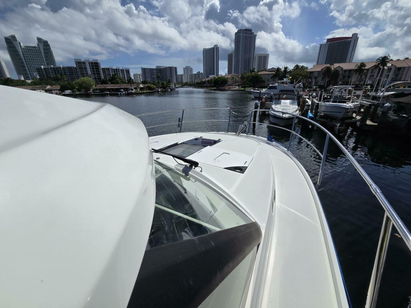 34ft Jeanneau Yacht For Sale 34ft Jeanneau Yacht For Sale