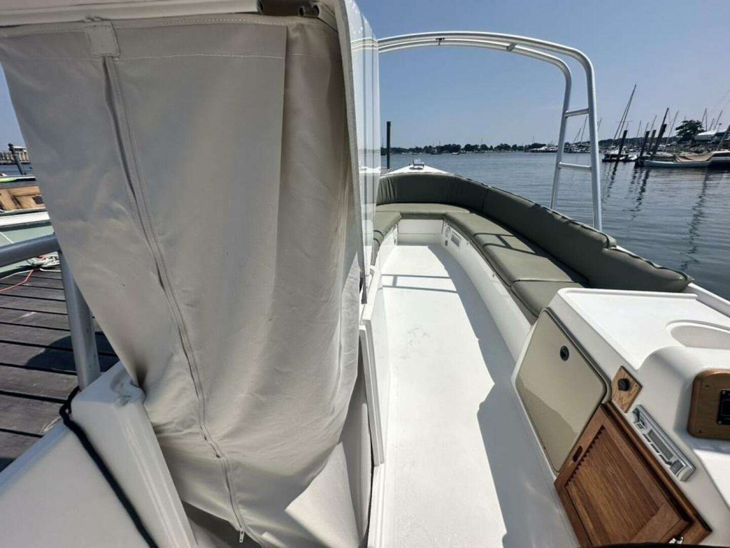 VENETIAN VISION 2 24ft Custom Yacht For Sale