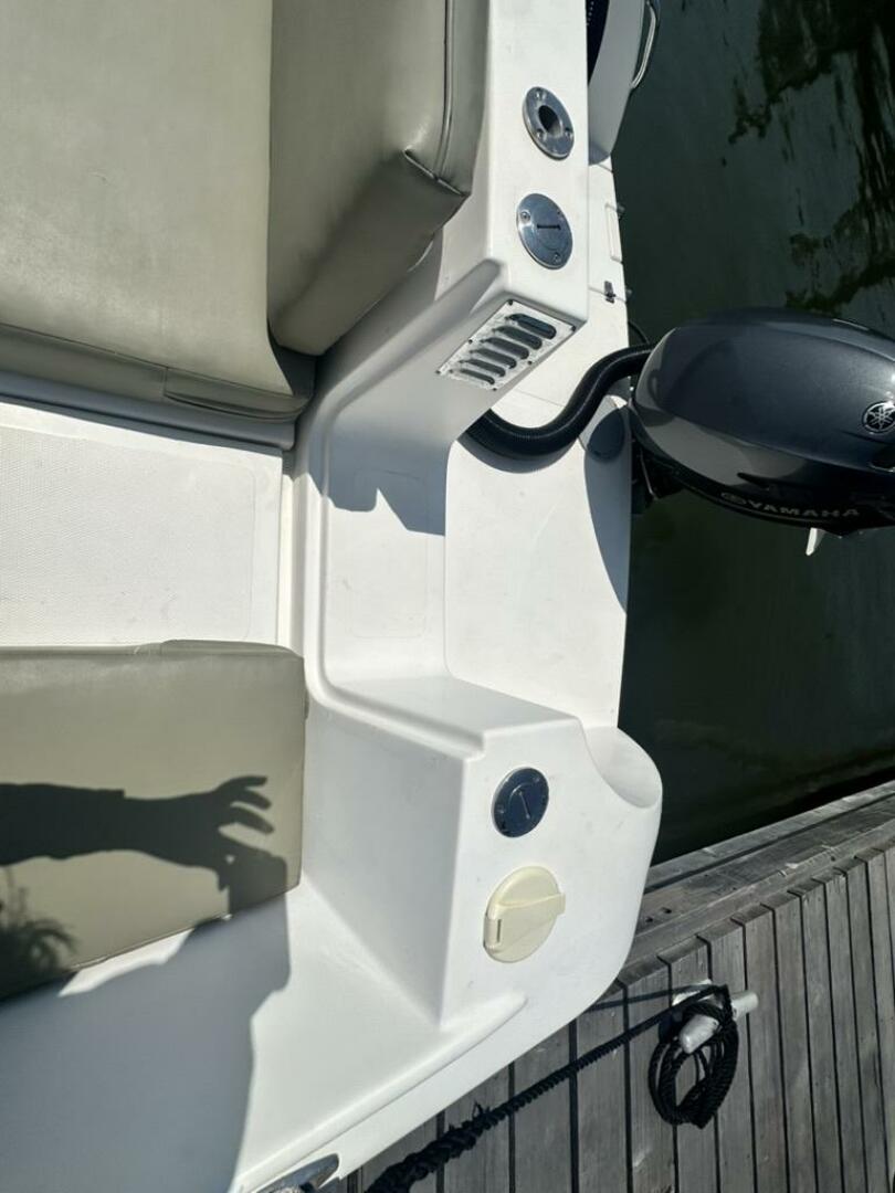 VENETIAN VISION 2 24ft Custom Yacht For Sale
