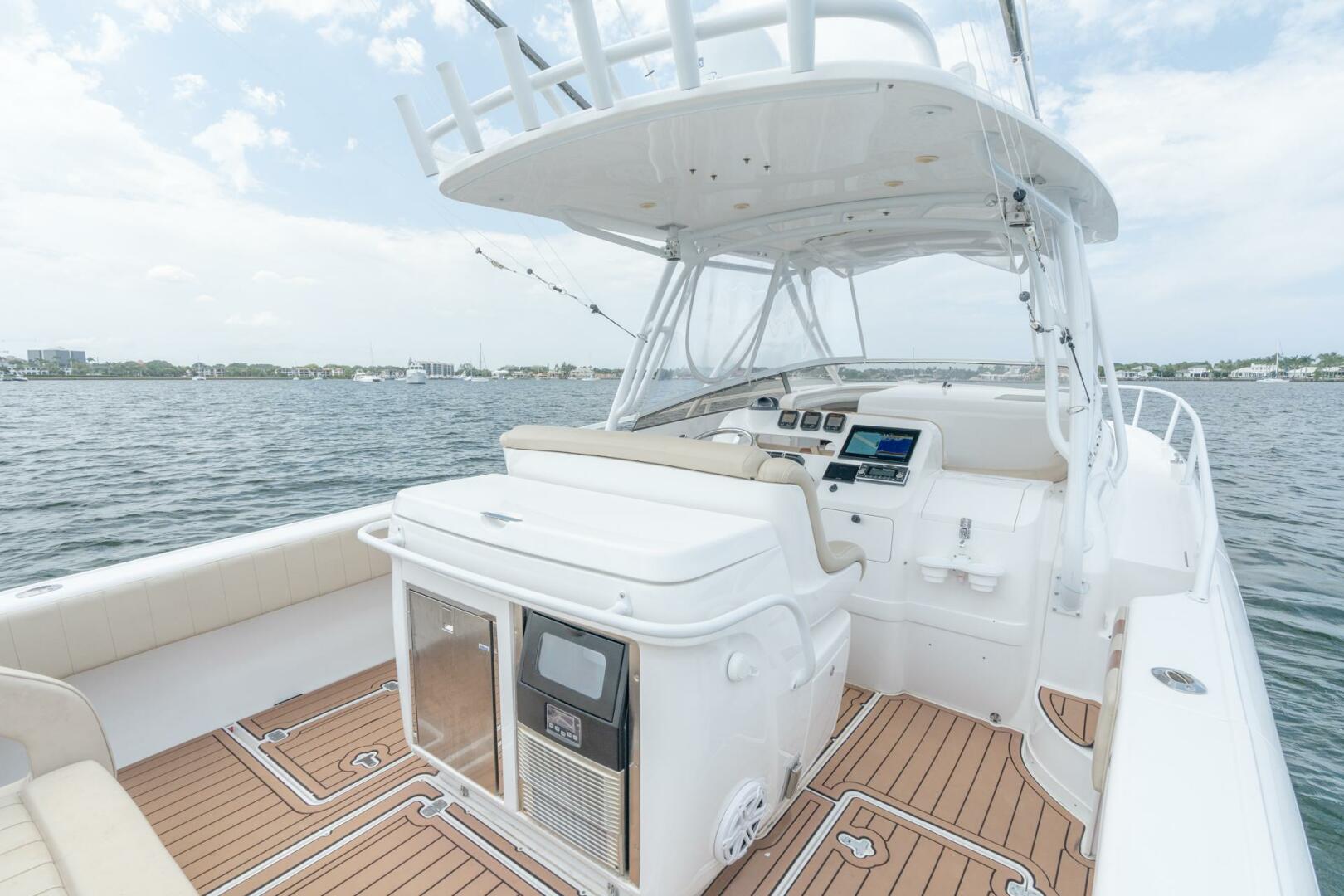 35ft Intrepid Yacht For Sale 35ft Intrepid Yacht For Sale