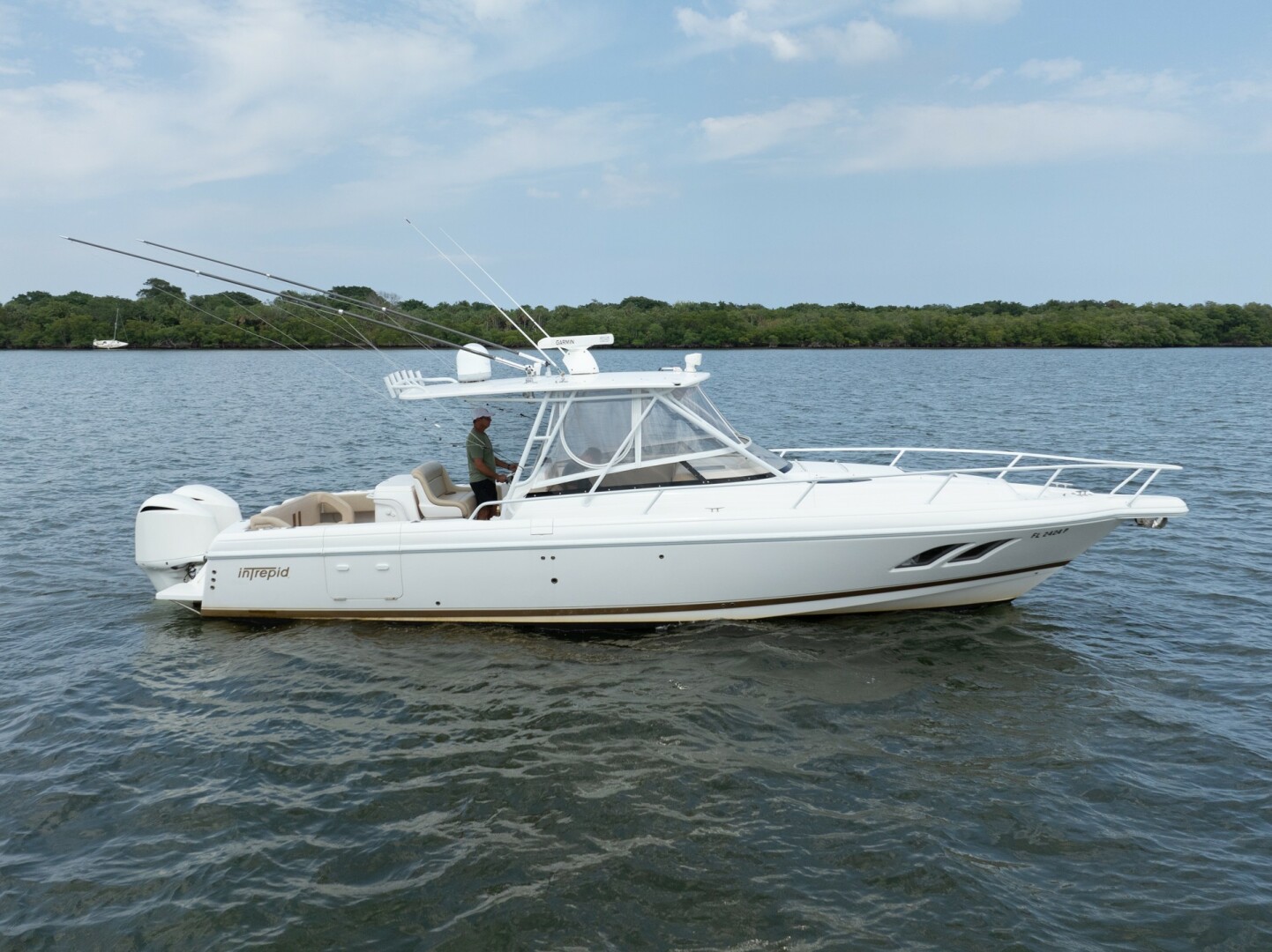 35ft Intrepid Yacht For Sale 35ft Intrepid Yacht For Sale