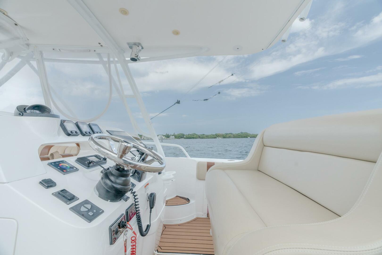 35ft Intrepid Yacht For Sale 35ft Intrepid Yacht For Sale