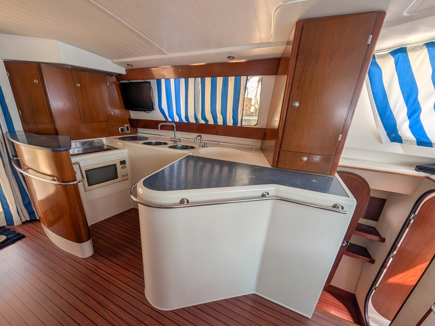 Sometimes Nancy 37ft Fountaine Pajot Yacht For Sale