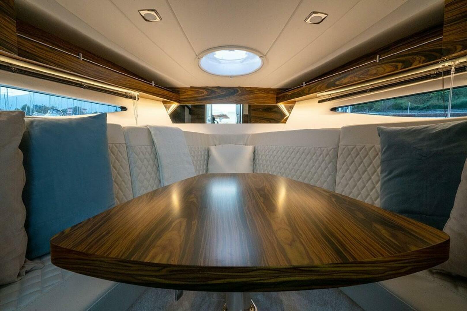 Custom Order Your 28 SC 28ft Cobrey Yacht For Sale