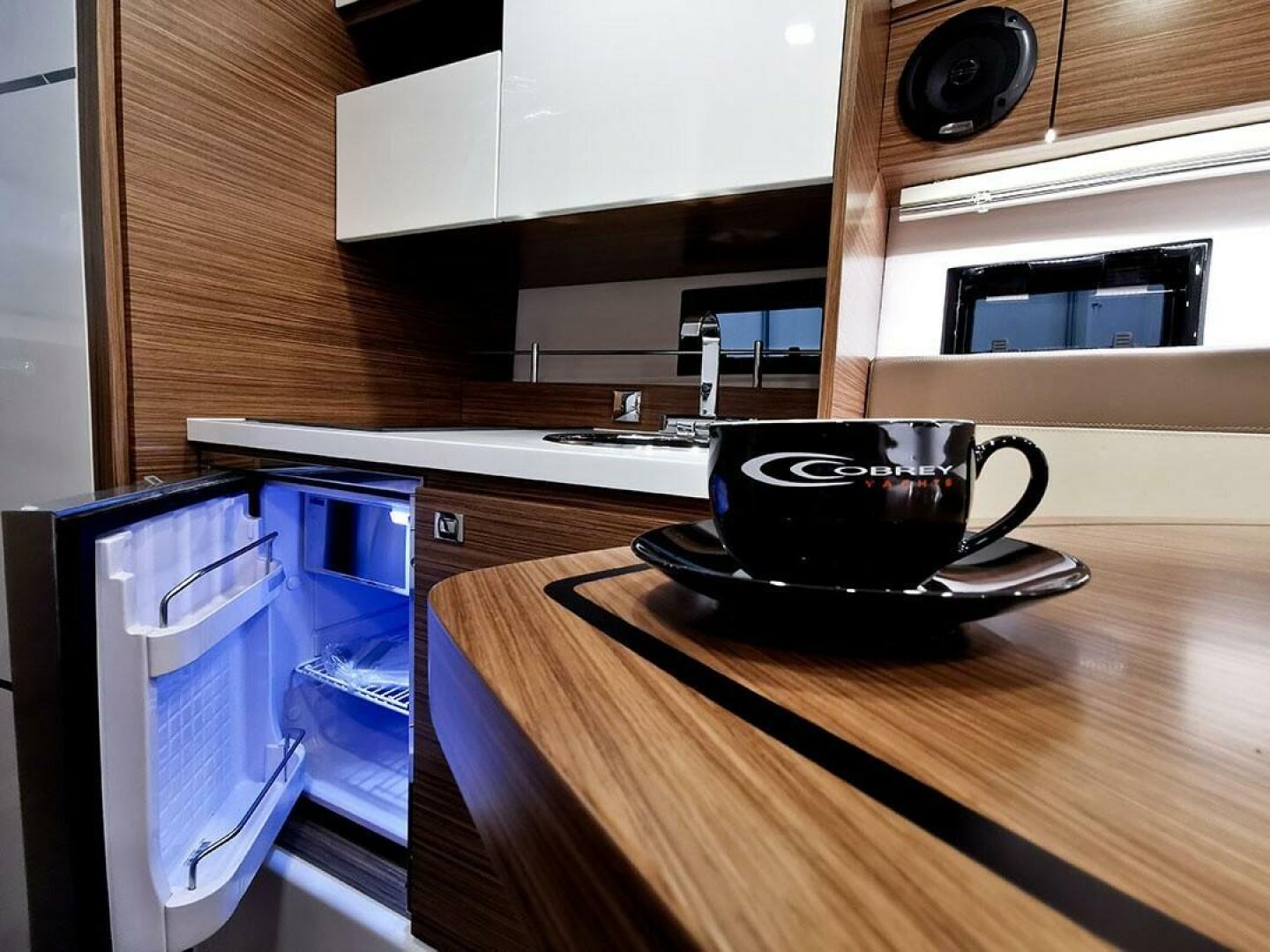 Custom Order Your 28 SC 28ft Cobrey Yacht For Sale