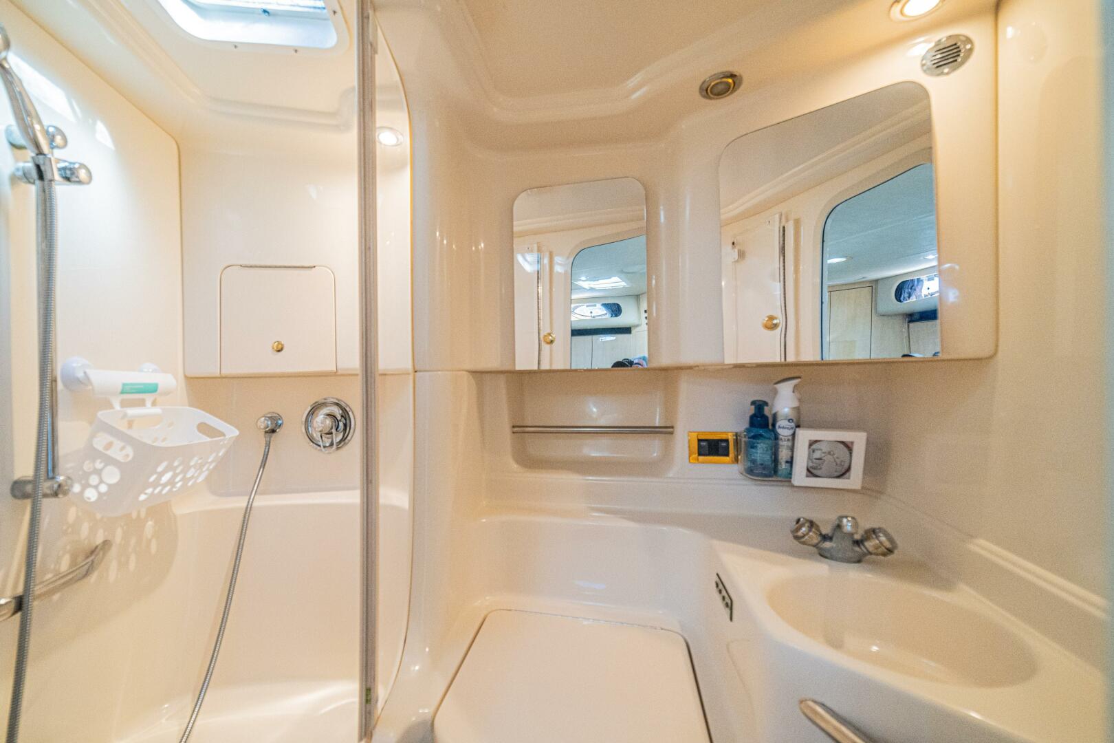 Within Tolerance 38ft Sea Ray Yacht For Sale Within Tolerance 38ft Sea Ray Yacht For Sale