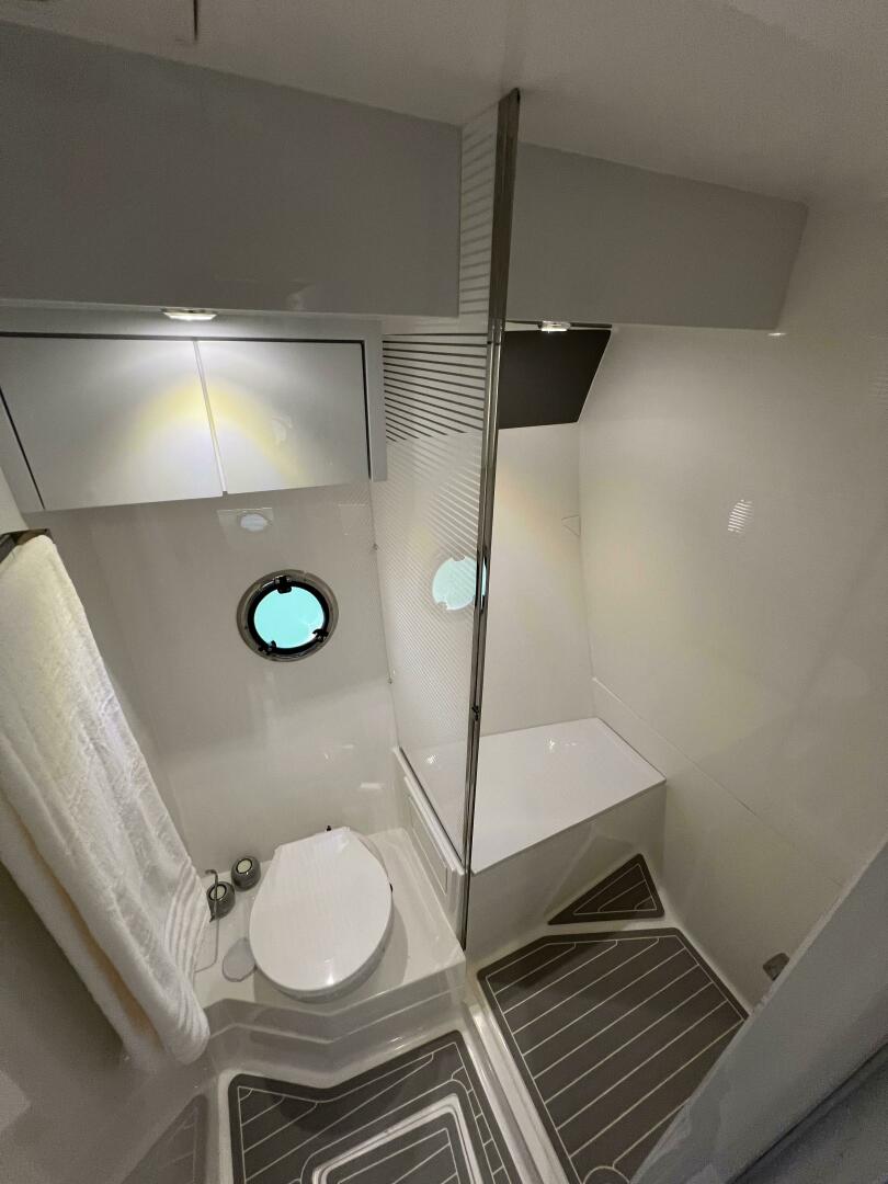 40ft Evolve Yacht For Sale 40ft Evolve Yacht For Sale